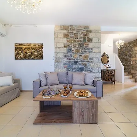Asfendamos Villa Zoniana